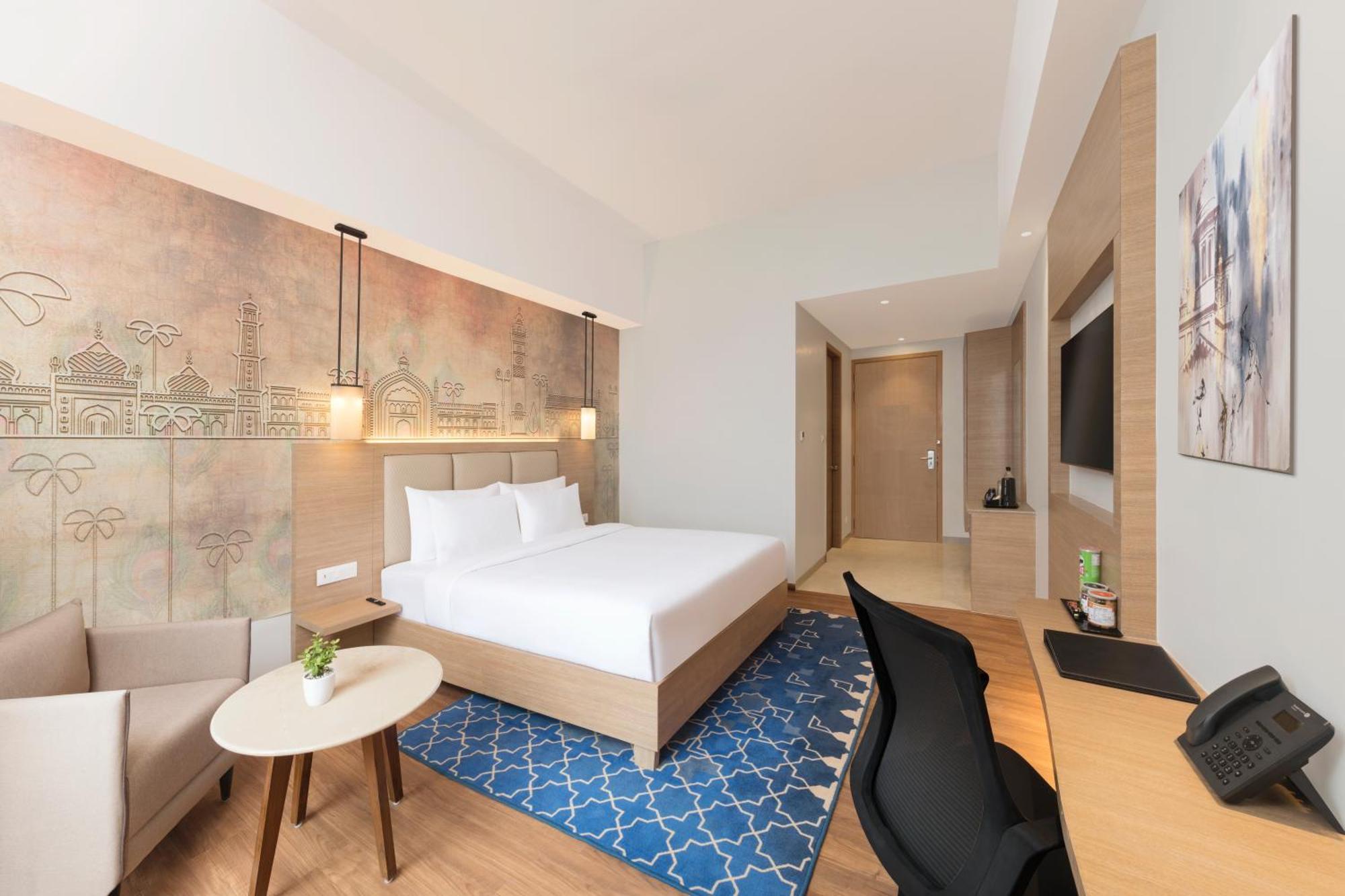Hotel Mercure Gomti Nagar Lucknow